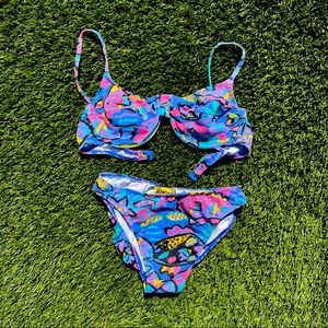 Done art and design brand 80s 90s 1990 1980 bold color matching two piece Bikini